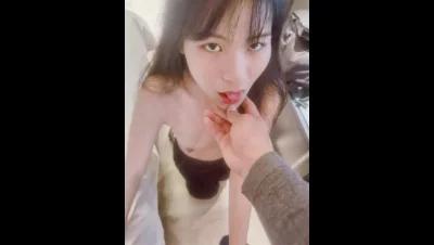 请管理员通过原创申请！刚放假到宾馆主动开房门露出艹